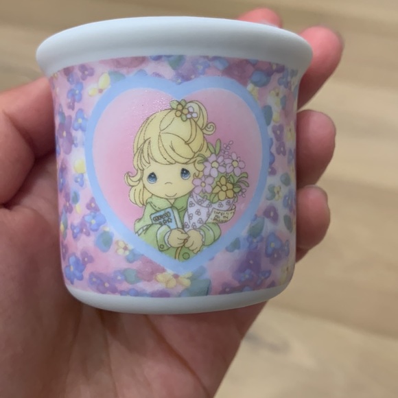 PRECIOUS MOMENTS CANDLE HOLDER - Picture 3 of 10